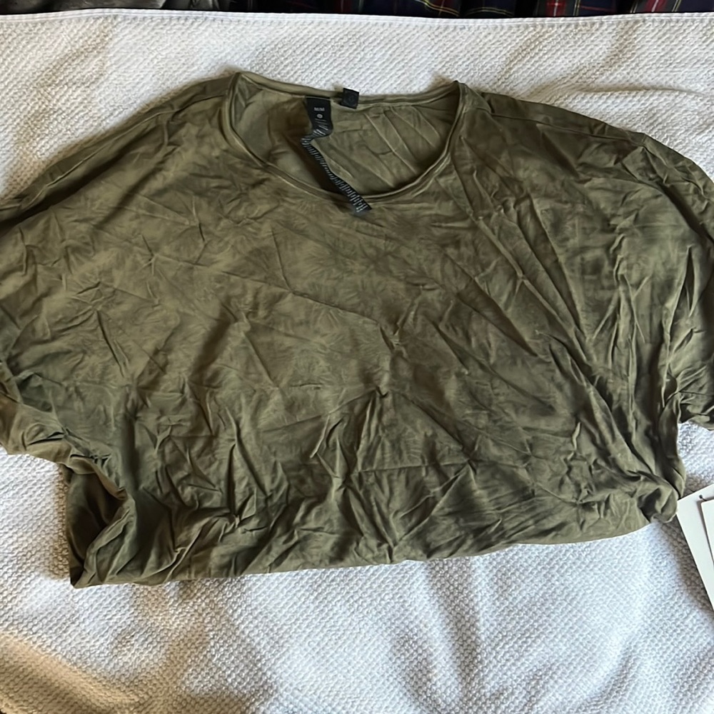 Lululemon Lab Ashta ss Tee II, size M COLOR LMIK